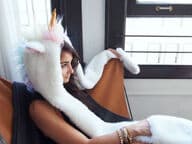 Yksisarvishuppu taskuilla