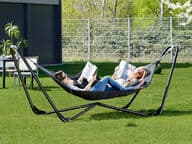 Luksusriippumatto telineellä