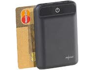 Luottokorttikokoinen akkupankki, 2 USB-porttia