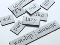 Sana-jääkaappimagneetit