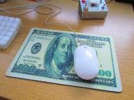 100 Dollarin hiirimatto