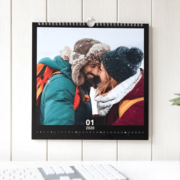 Seinäkalenteri Nelikulmainen | smartphoto