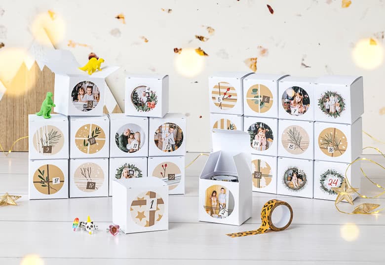 DIY Joulukalenteri Rasiat Neliönmuotoisella tarralla - 24 kpl | smartphoto