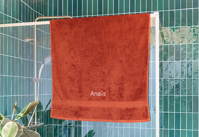 Kylpypyyhe Tummansininen (70 cm x 140 cm) | smartphoto