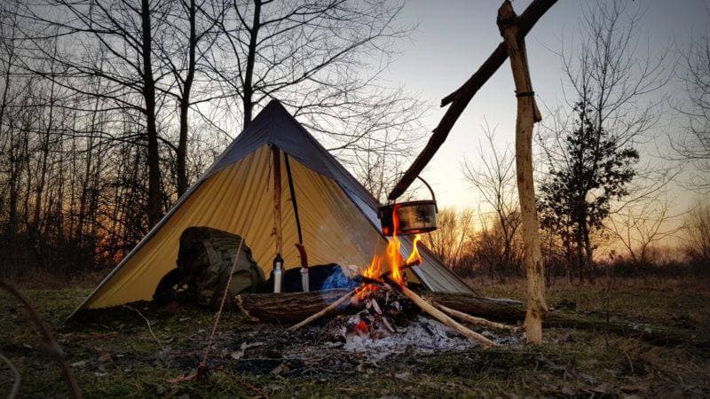 Bushmen Tarp 3x3 UL tarppi ja laavu