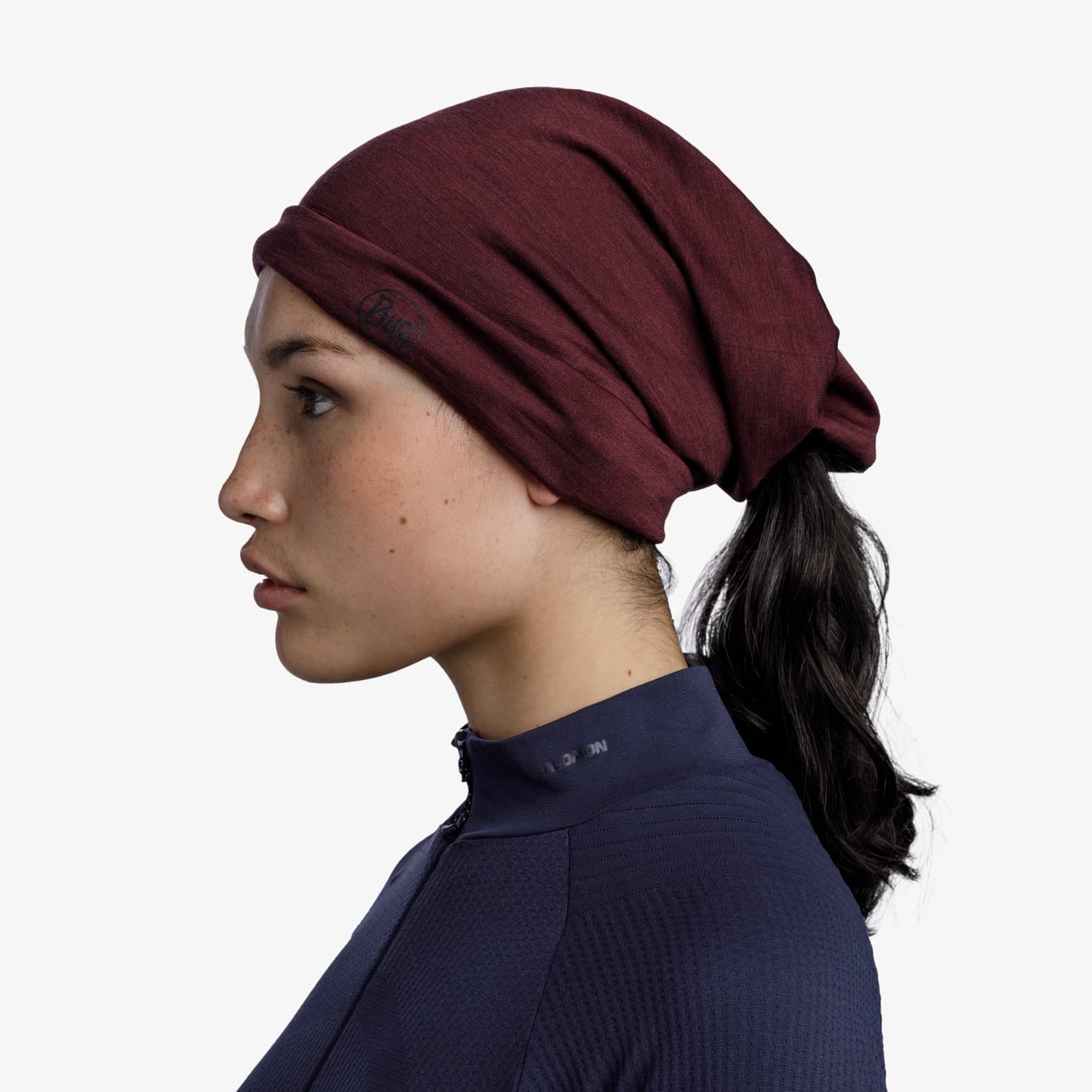 Buff Lightweight Merino Solid Garnet monitoimihuivi