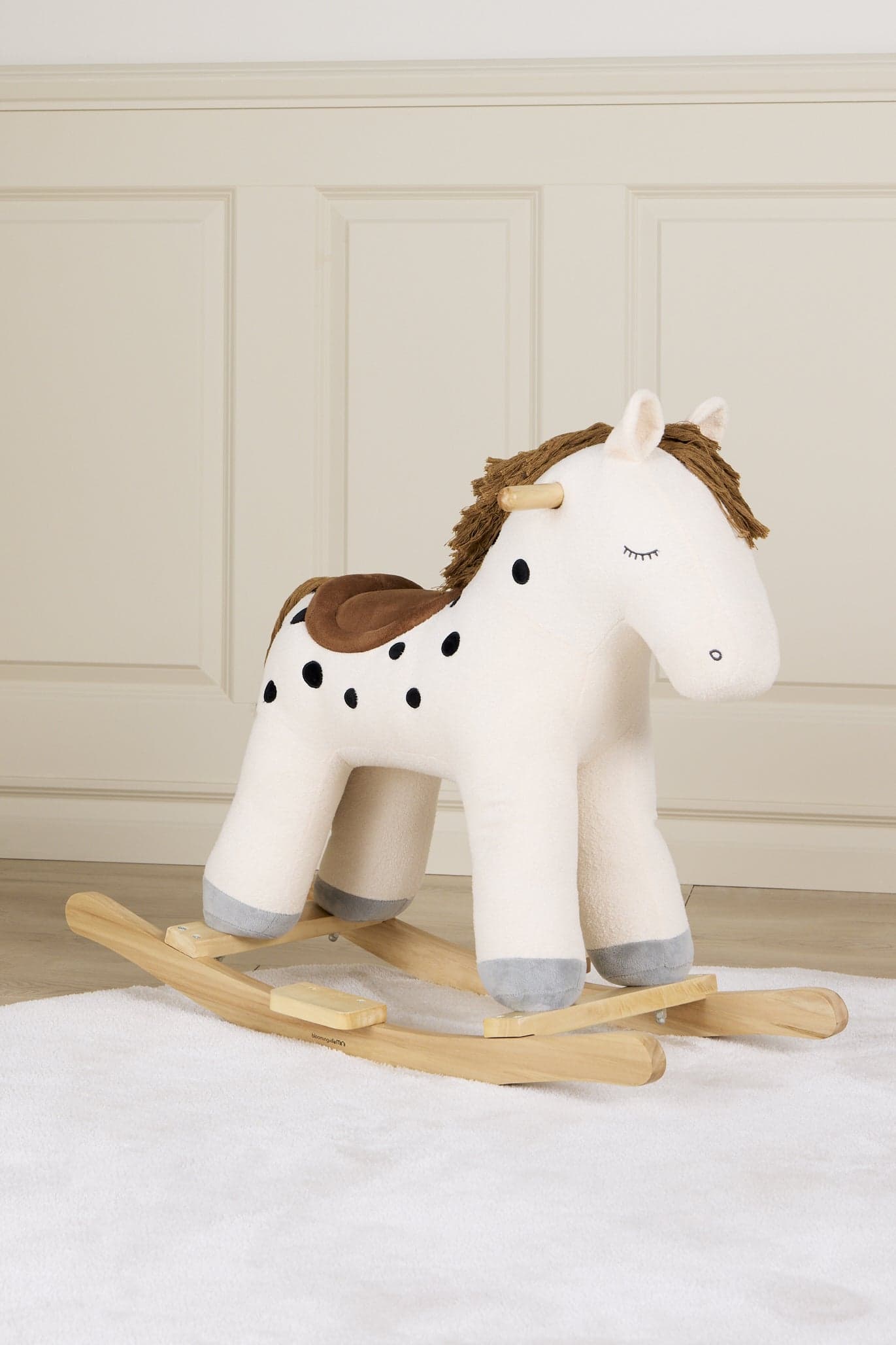 Bloomingville Merlen Keinuhevonen, Valkoinen