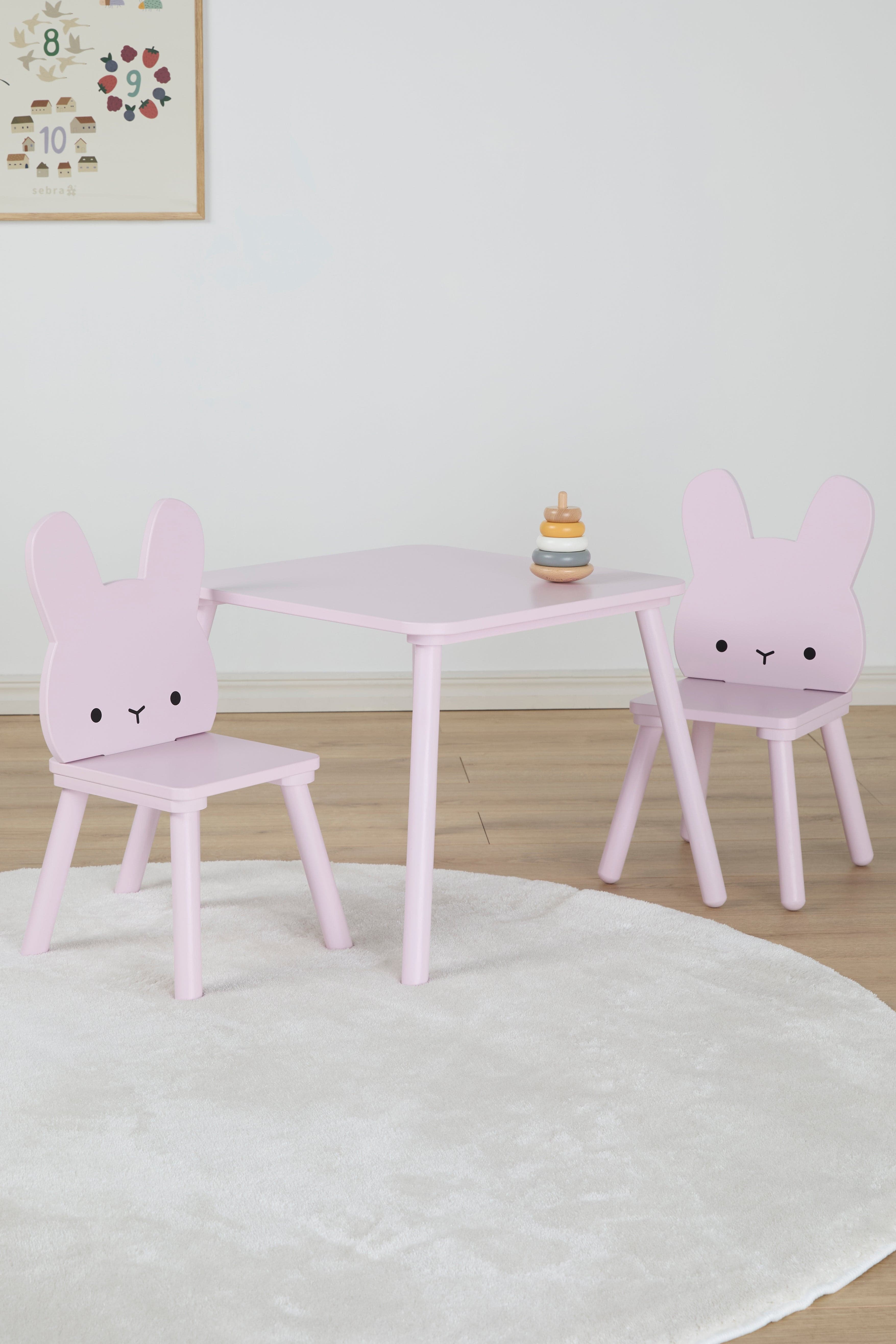 Cloudberry Castle Pöytä Ja Tuolit, Pupu