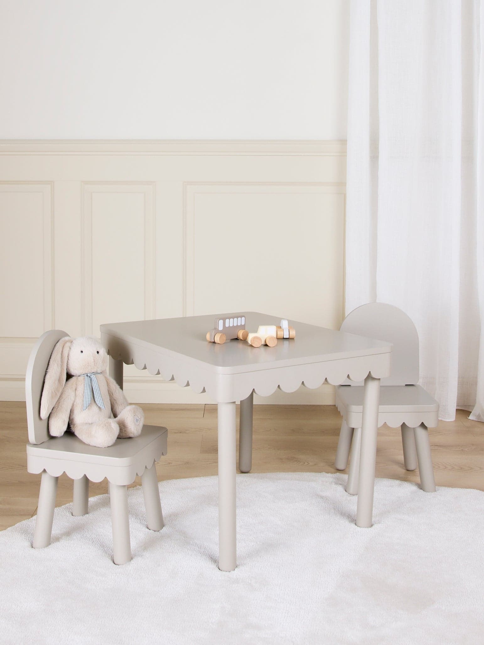 Alice & Fox Dune Pöytä & Tuoli, Greige