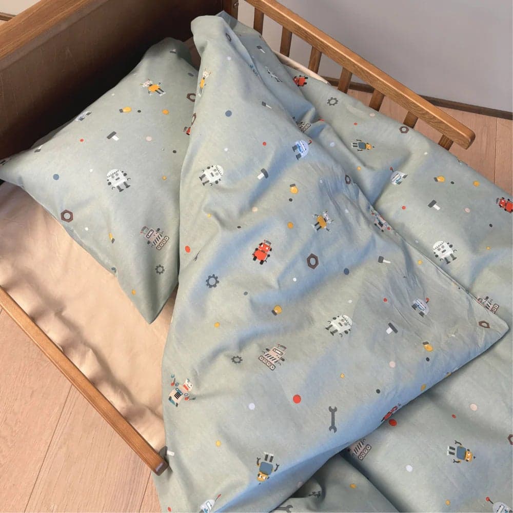 By Mats Pussilakanasetti Junior 100x140, Robot