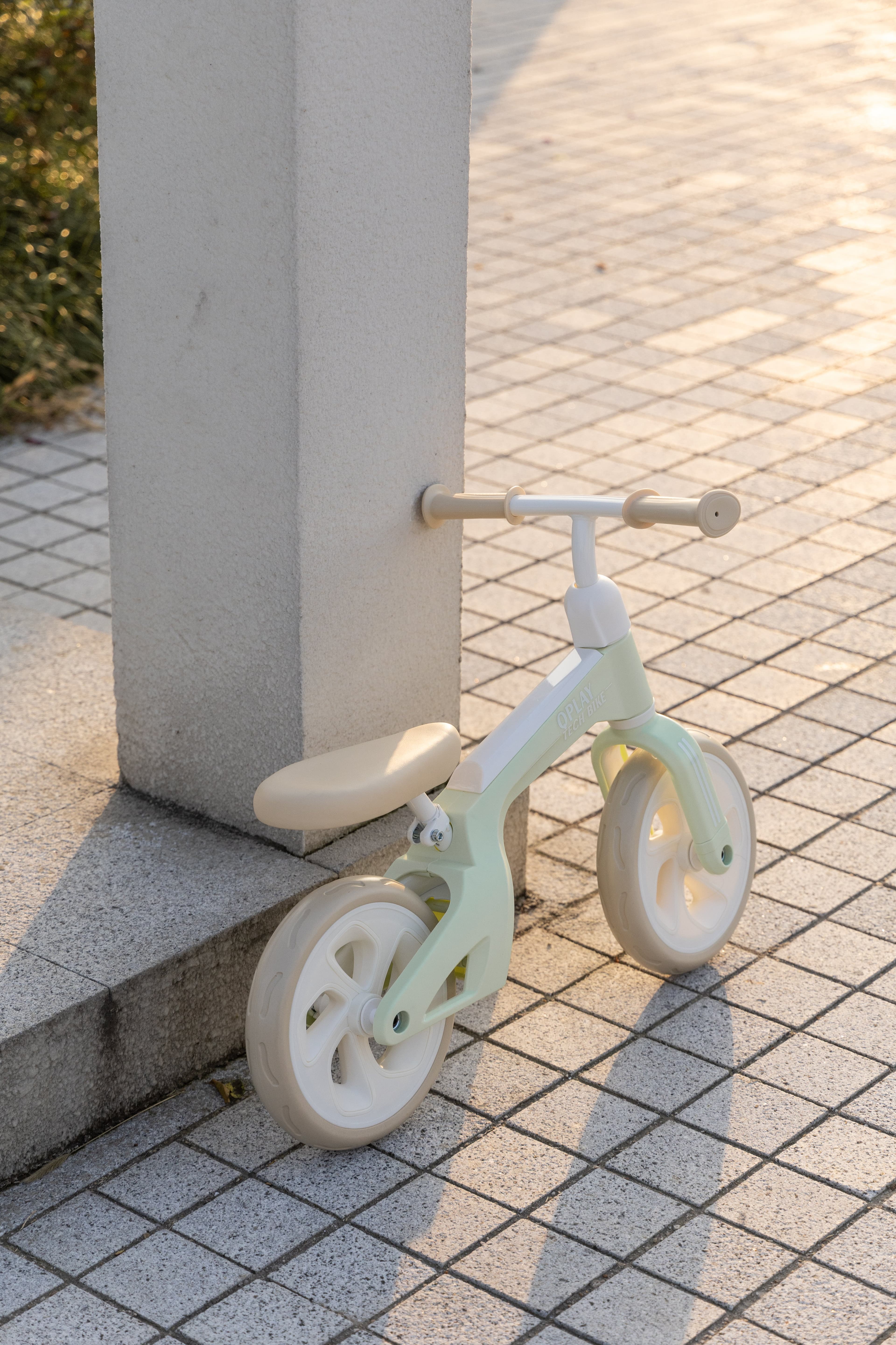 QPlay Tech Eva Potkupyörä, Mintunvihreä