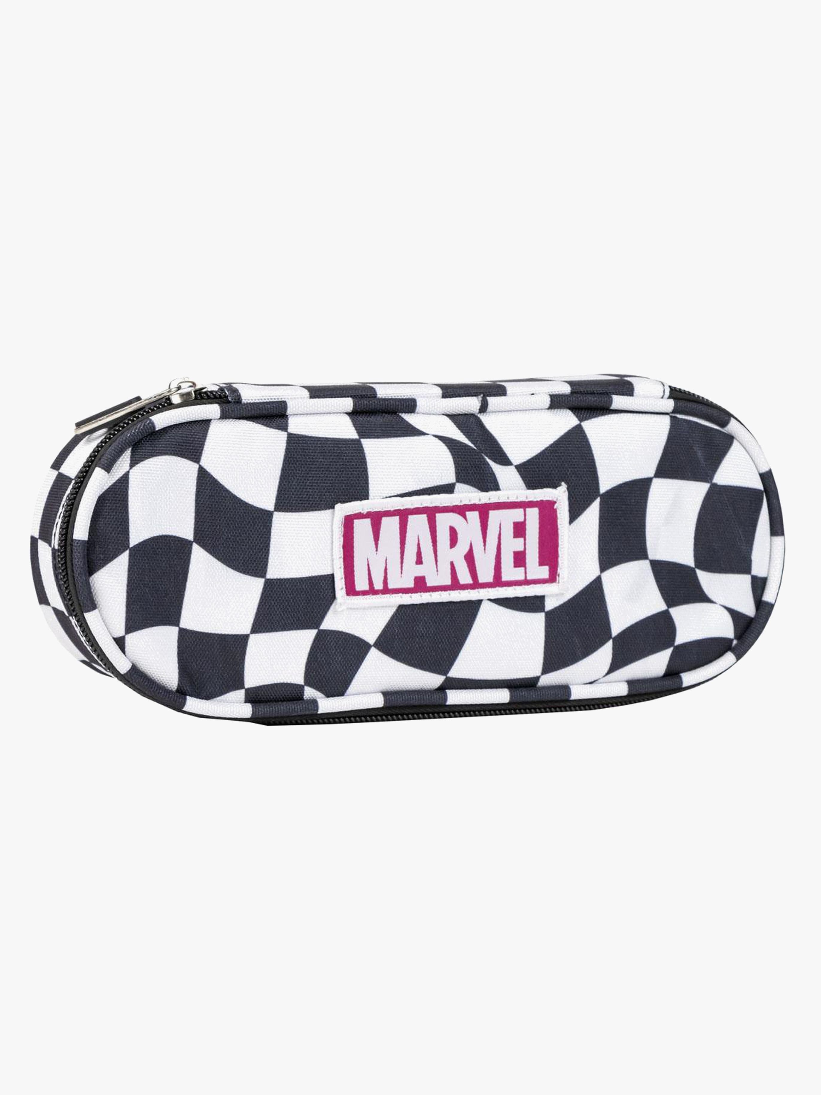 Marvel Penaali, Checkered