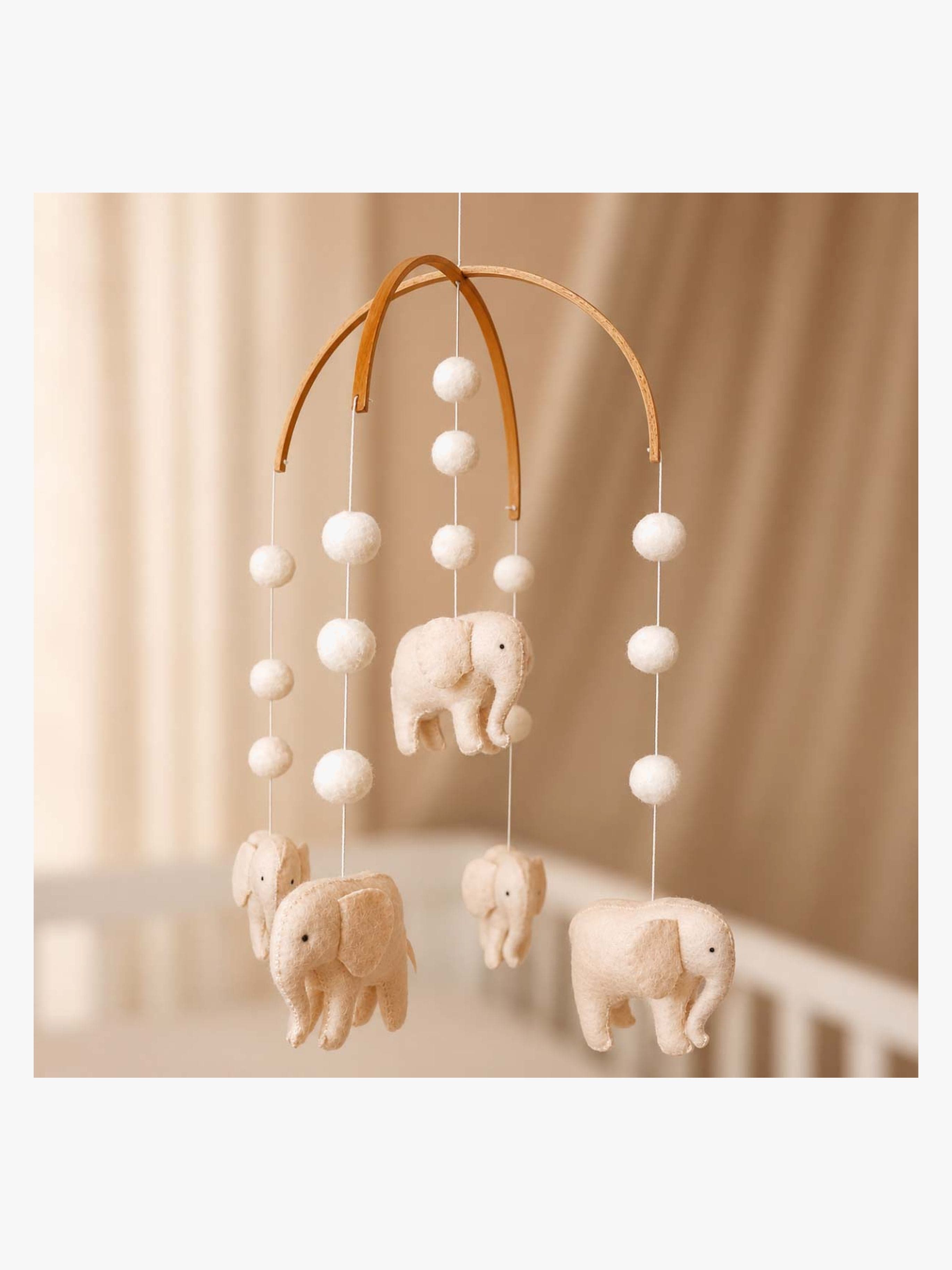 Little Loua Sänkymobile, Elephants