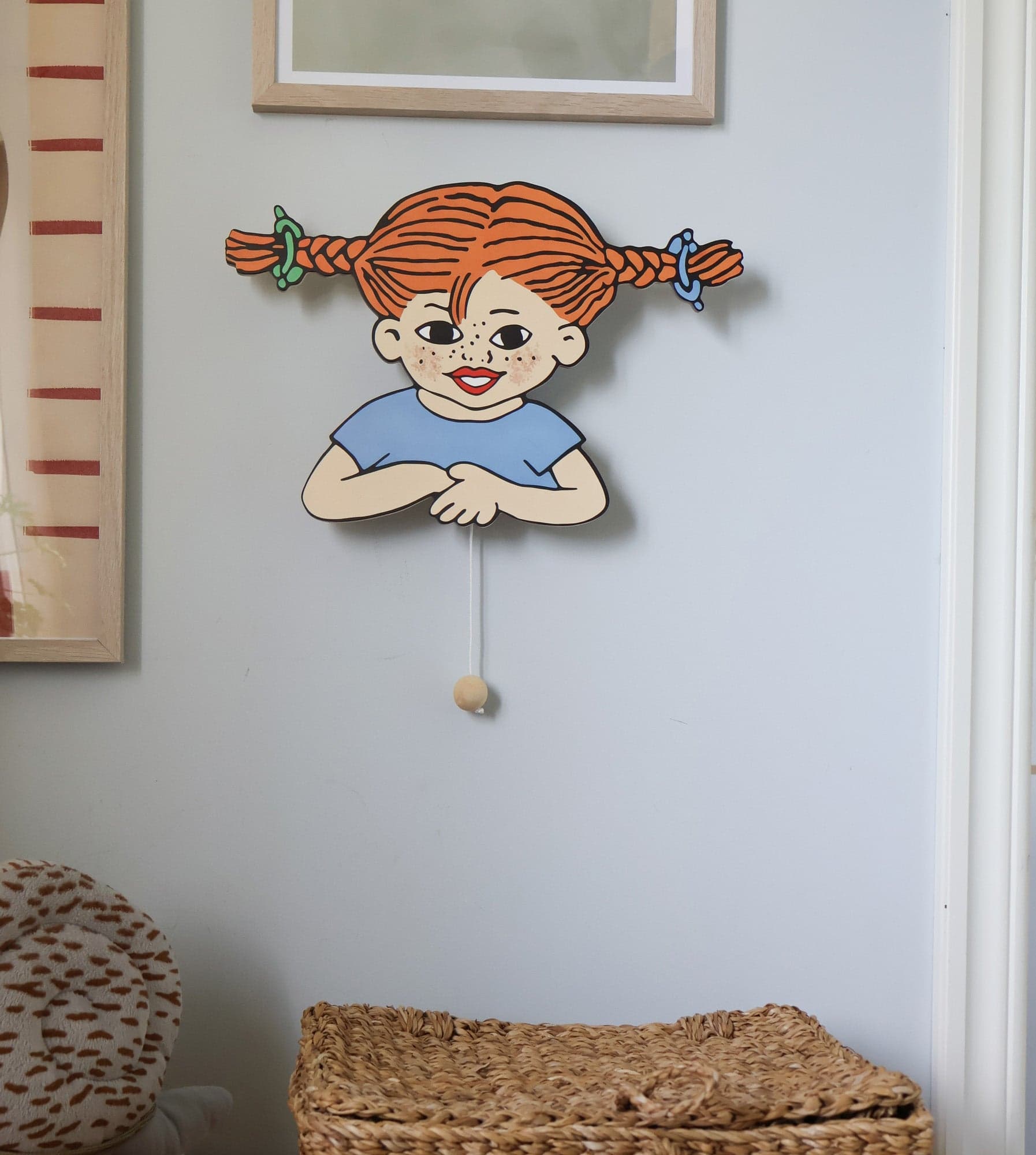 CarloBaby Peppi Pitkätossu Seinävalaisin Muotokuva