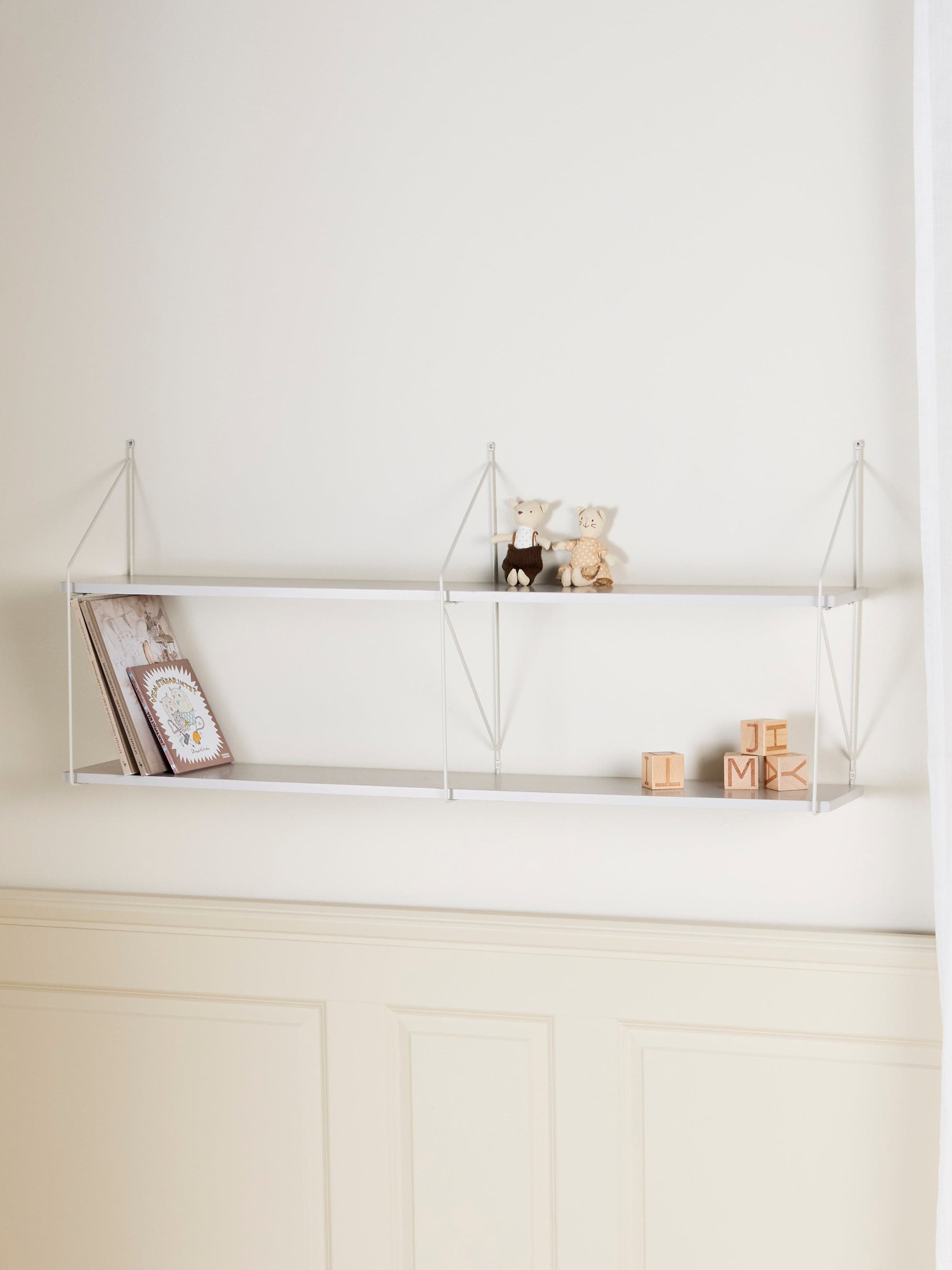 Alice & Fox BONNIE Seinähylly 120 cm, Greige