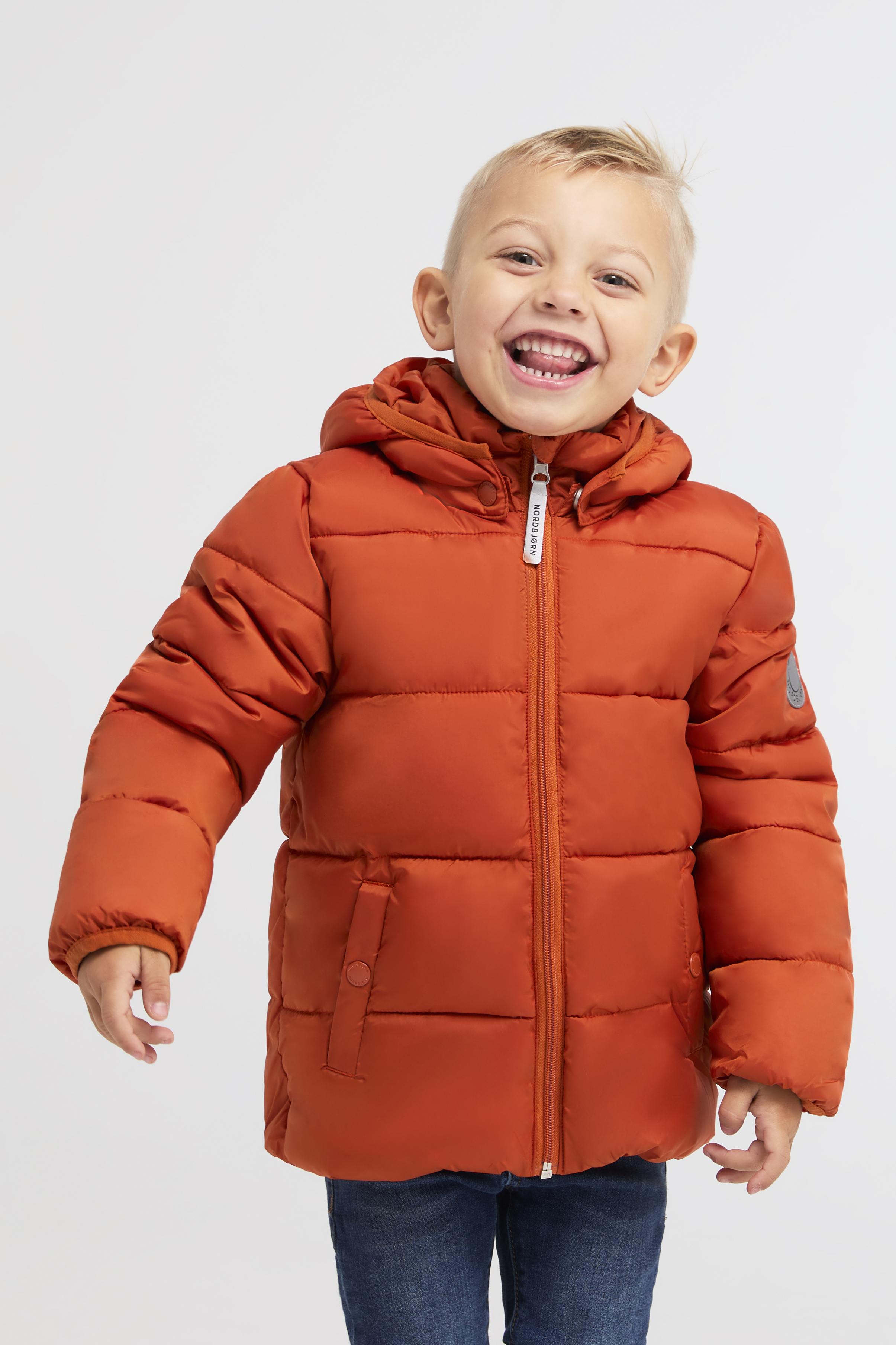 Nordbjørn Narvik Toppatakki, Rust, 98-103