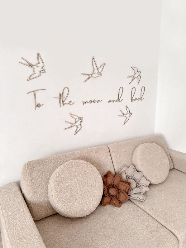 lis wycina To The Moon And Back Seinäkoriste Pääskyset