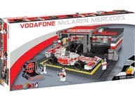 Cobi McLaren F1-auto ja pieni varikko rakennuspalikkasarja (500 osaa)
