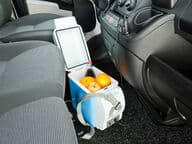 Termoelektrinen kylmä- ja lämpölaatikko