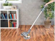 Kiillotuskone teleskooppivarrella ja LED-valoilla