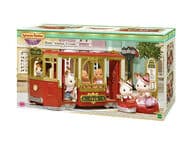 Sylvanian Families Town Raitiovaunun matkassa